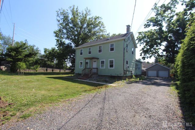 2 Maple Avenue, Plainsboro, NJ 08536
