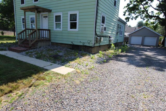 2 Maple Avenue, Plainsboro, NJ 08536