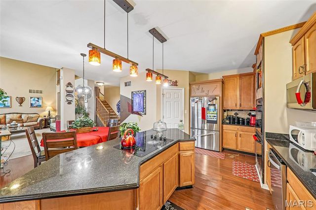 5188 Delcastle Drive, Florissant, MO 63034