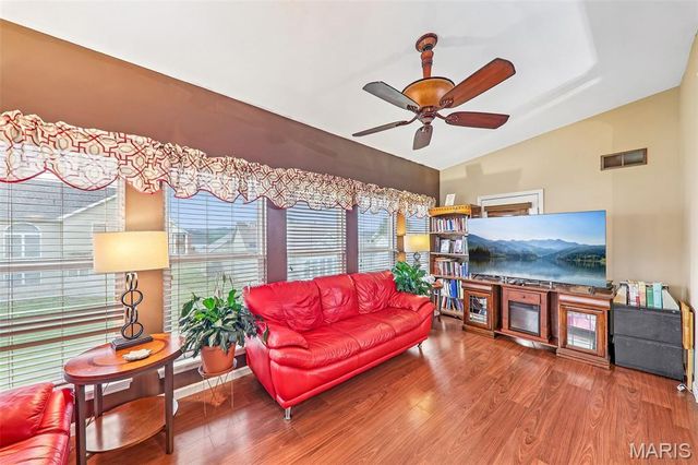 5188 Delcastle Drive, Florissant, MO 63034