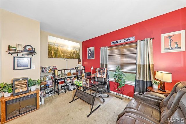 5188 Delcastle Drive, Florissant, MO 63034