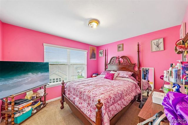 5188 Delcastle Drive, Florissant, MO 63034