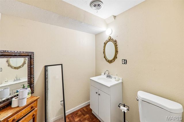 5188 Delcastle Drive, Florissant, MO 63034