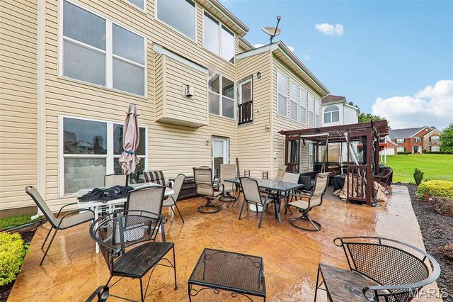 5188 Delcastle Drive, Florissant, MO 63034