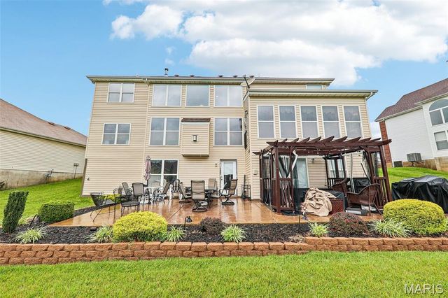 5188 Delcastle Drive, Florissant, MO 63034