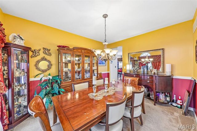 5188 Delcastle Drive, Florissant, MO 63034