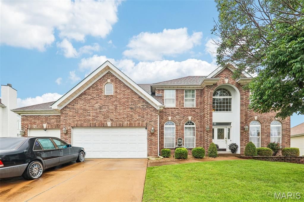 5188 Delcastle Drive, Florissant, MO 63034
