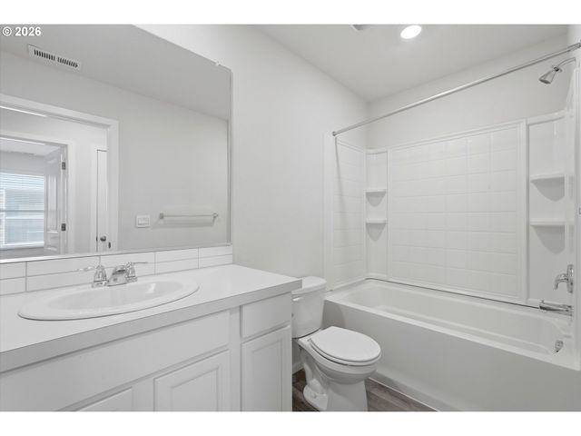 861 N 19TH Ave, Cornelius, OR 97113