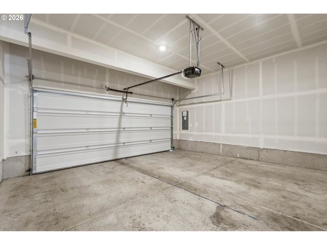 861 N 19TH Ave, Cornelius, OR 97113