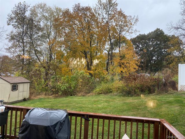 66 Riverview Drive, Fishkill, NY 12524