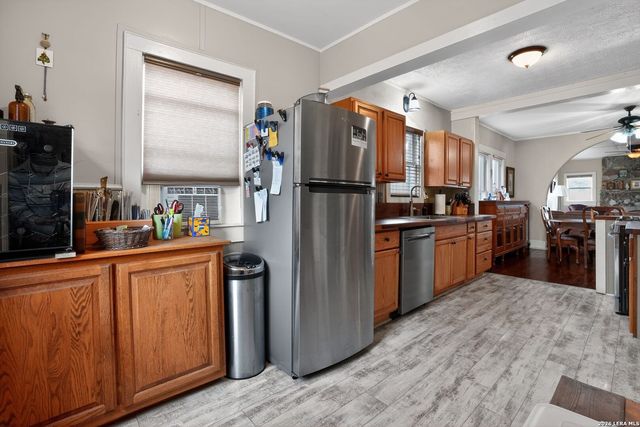 953 myrta, Kerrville, TX 78028