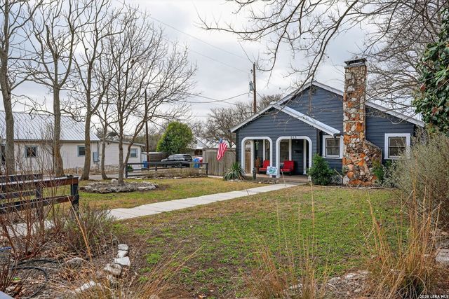 953 myrta, Kerrville, TX 78028