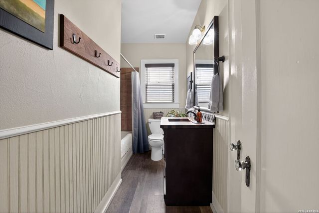 953 myrta, Kerrville, TX 78028