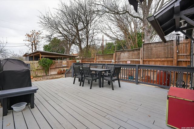 953 myrta, Kerrville, TX 78028