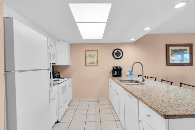 19610 GULF BOULEVARD 308, Indian Rocks Beach, FL 33785