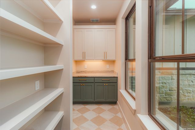 104 Reserve Court, La Vernia, TX 78121