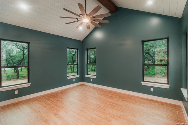 104 Reserve Court, La Vernia, TX 78121