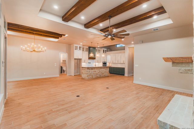 104 Reserve Court, La Vernia, TX 78121