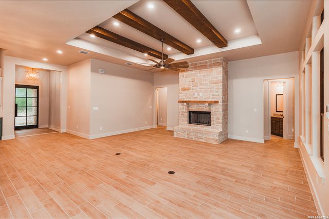 104 Reserve Court, La Vernia, TX 78121