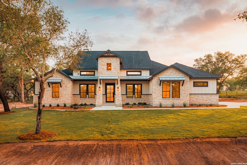 104 Reserve Court, La Vernia, TX 78121