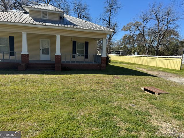 705 W 14TH Avenue, Cordele, GA 31015