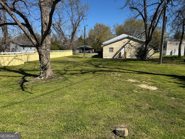705 W 14TH Avenue, Cordele, GA 31015