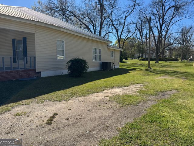 705 W 14TH Avenue, Cordele, GA 31015