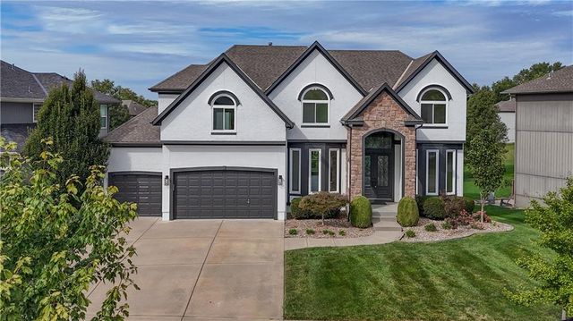 16004 Ballentine Street, Overland Park, KS 66062