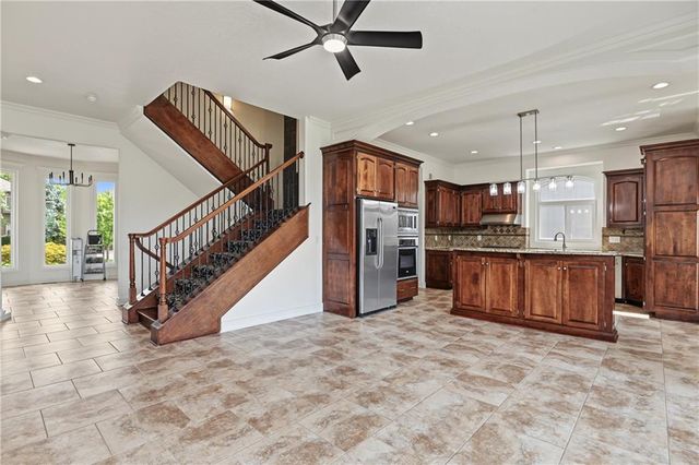 16004 Ballentine Street, Overland Park, KS 66062