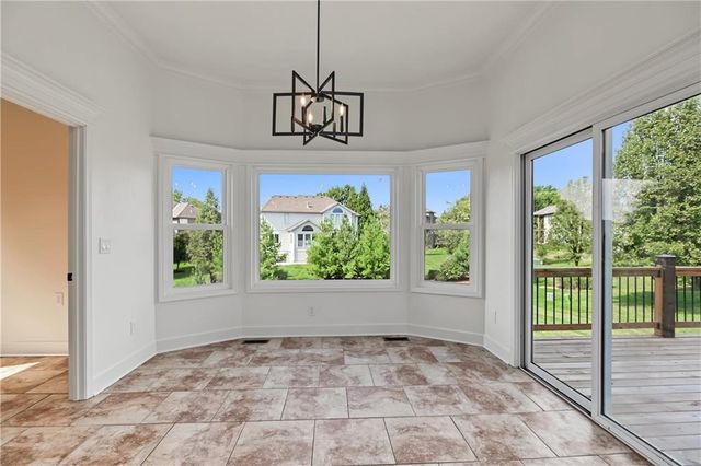 16004 Ballentine Street, Overland Park, KS 66062