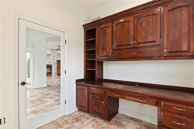 16004 Ballentine Street, Overland Park, KS 66062