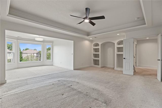 16004 Ballentine Street, Overland Park, KS 66062