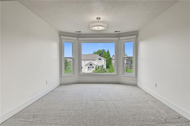 16004 Ballentine Street, Overland Park, KS 66062
