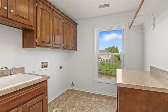 16004 Ballentine Street, Overland Park, KS 66062