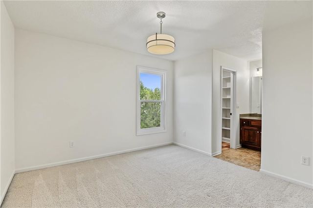 16004 Ballentine Street, Overland Park, KS 66062
