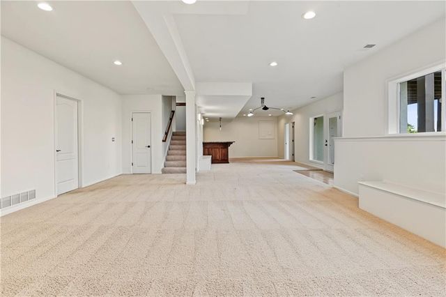 16004 Ballentine Street, Overland Park, KS 66062