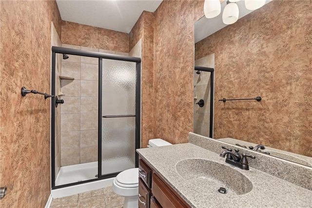 16004 Ballentine Street, Overland Park, KS 66062