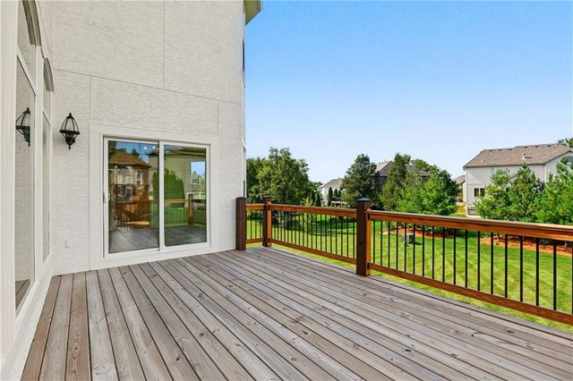 16004 Ballentine Street, Overland Park, KS 66062