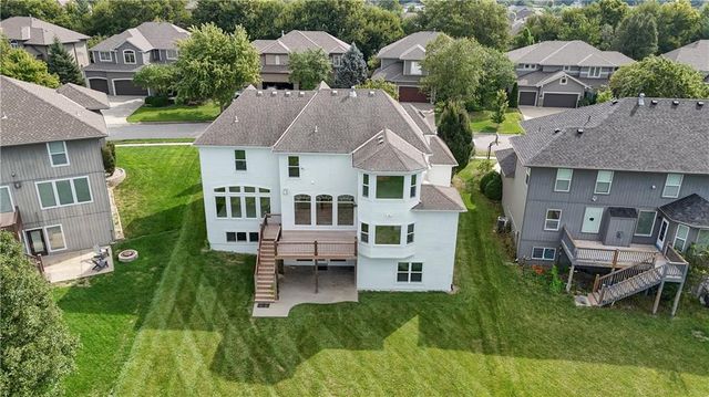16004 Ballentine Street, Overland Park, KS 66062