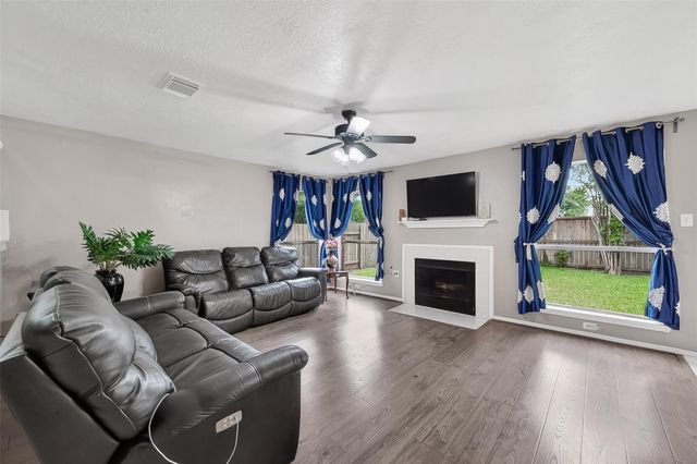 4210 W Meadows Drive, Sugar Land, TX 77479