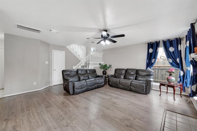 4210 W Meadows Drive, Sugar Land, TX 77479