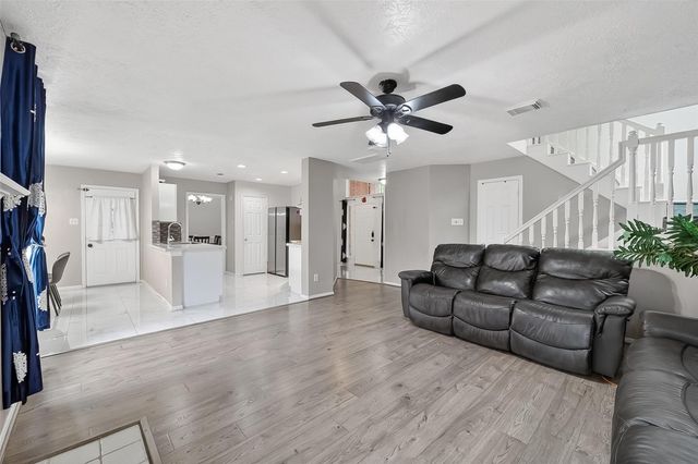 4210 W Meadows Drive, Sugar Land, TX 77479