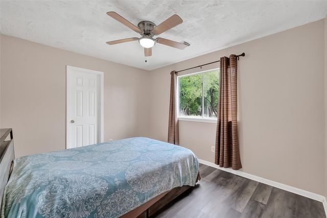 4210 W Meadows Drive, Sugar Land, TX 77479