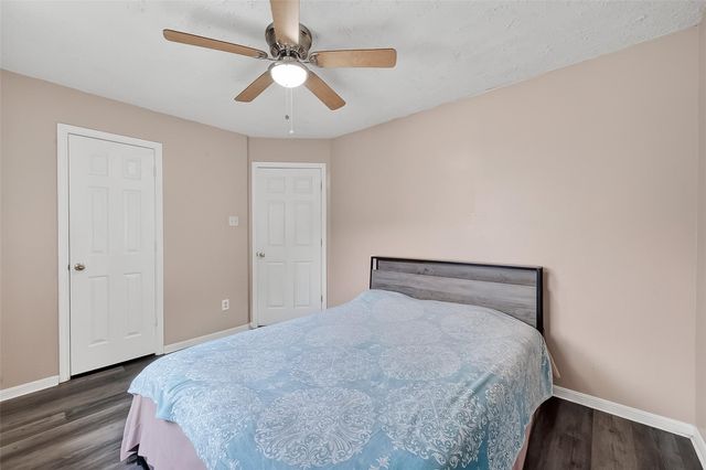 4210 W Meadows Drive, Sugar Land, TX 77479