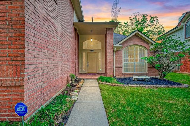 4210 W Meadows Drive, Sugar Land, TX 77479