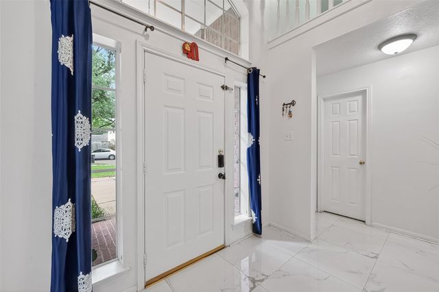 4210 W Meadows Drive, Sugar Land, TX 77479