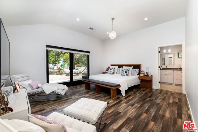 1865 El Monte Drive, Thousand Oaks, CA 91362