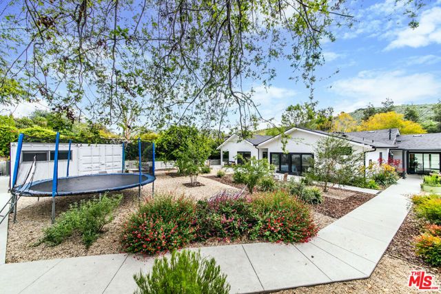 1865 El Monte Drive, Thousand Oaks, CA 91362