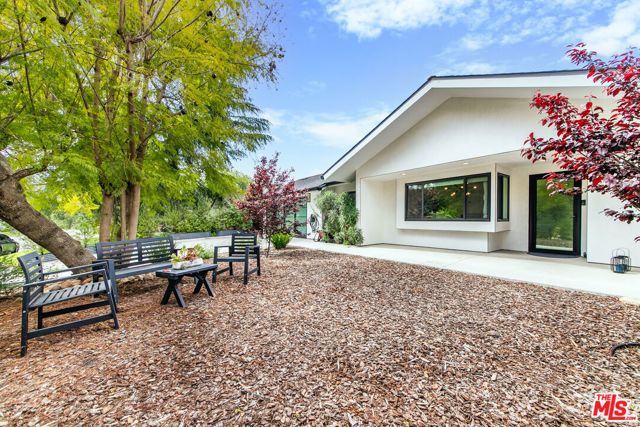 1865 El Monte Drive, Thousand Oaks, CA 91362