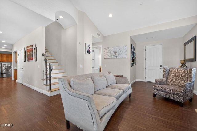 8514 Morningstar Lane, Canoga Park, CA 91304